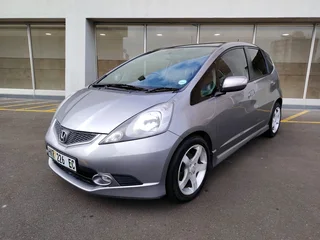 Automatic Honda Jazz 1.5i Ex-S