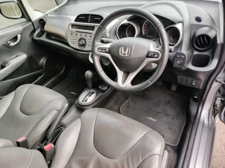 Honda Jazz 1.5i Ex-S AUTOMATIC