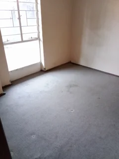 Female Flatmate wanted for flat in Westdene