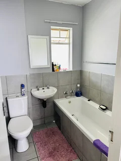 2-Bedroom Apartment for Rent in Tamboti &#64; Riverside