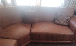 Corner lounge suite