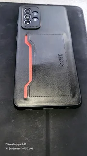 Samsung a72 dual sim 128gb based in George