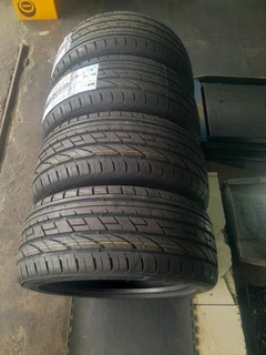 Brand New 225/45r17 Runflat Tyres