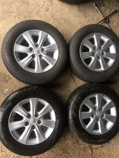 15&#34; TOYOTA COROLLA QUEST WHEELS