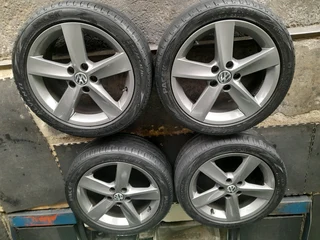 Original 16 inch VW POLO RIVAZZA WHEELS