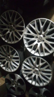 Original 18 inch FORD MUSTANG MAGS