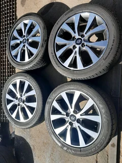 Original 16 inch HYUNDAI ACCENT WHEELS