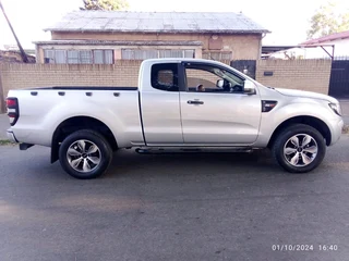 2015 FORD RANGER AVAILABLE