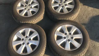 15" Toyota Corolla Quest Wheels