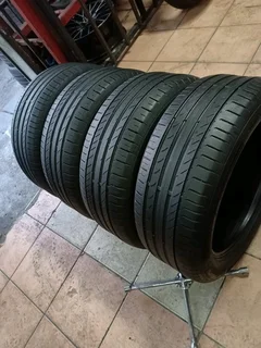 Fresh 225/50R17 CONTINENTAL RUNFLAT TYRES