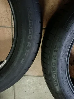 Fresh 225/50R17 CONTINENTAL RUNFLAT TYRES