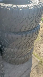 285/70R17 Rough Terrain KHUMO Tyres