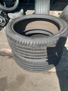 245/40R21 BRIDGESTONE RUNFLAT TYRES