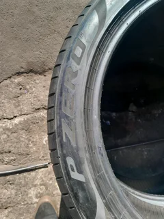 315/35R21 PIRELLI PZERO RUNFLAT TYRES