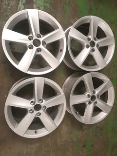 Set Of 16" Vw Polo Rivazza Rims