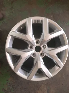 Single New 19&#34; Vw Amarok Rim