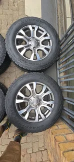 Clean set of 18&#34; FORD WILDTRAK WHEELS