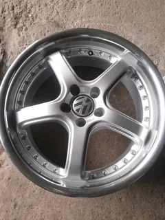 Clean 17 inch Rims