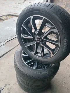 Original 16&#34; TOYOTA COROLLA LATEST SHAPE WHEELS