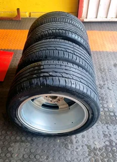 Clean Original 16&#34; VW POLO RIVAZZA WHEELS