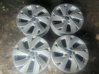 Clean Original 16" VW POLO RIMS
