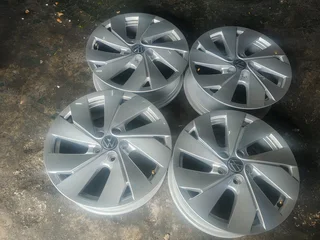 Clean Original 16" VW POLO RIMS