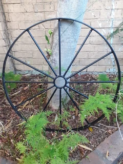 GARDEN  FJS  STEELWORKS - STANDS, SHELVES, BRACKETS, DECOR, POT HOLDERS, GLOBES