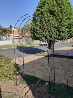 CUSTOM  FJS  GARDEN ARCHES 2, TRELLIS, OBELISKS, CLIMBER STRUCTURES, TOPIARIES, PERGOLAS