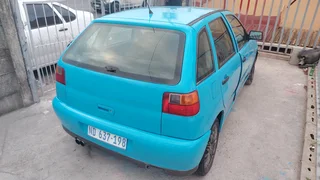 Vw polo playa 1.6 5 speed R25000 not neg