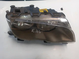 BMW e46 Right Headlight