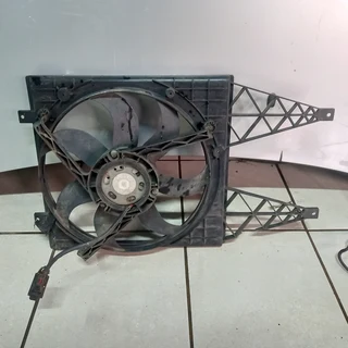 Polo Vivo Cooling Fan