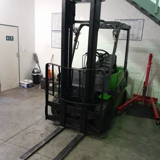 2012 Clark Forklift For Sale