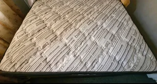 Restonic Double Size Marvellous Middle Health Rest Firm Bed