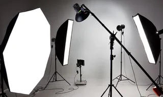 Various soft boxes: strip, portrait, octobox