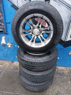 A set of 15inche Rims and Tyres Toyota Hilux 5X114.3 Pcd low Rider Bakkies