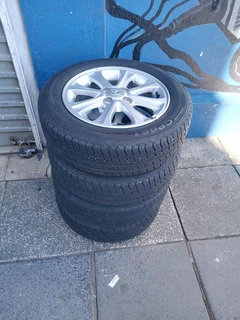 A Set of 14 inche Hyundai Original mags Rims