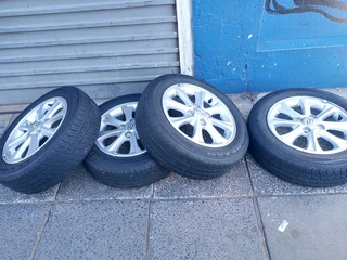 A Set of 14 inche Hyundai Original mags Rims