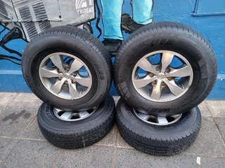 A Set of 16inches Toyota Fortuner