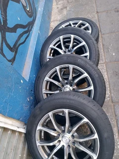 A set of 15inches Rims And Tyres