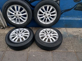 A set of 15inche Toyota Etios original mags Rims 4x100 Pcd