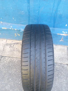 One Single Rim and Tyres 16inche Toyota Starlet