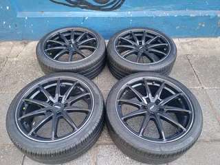 A Set of 18inche Rims And TYRES 5X112 PCD