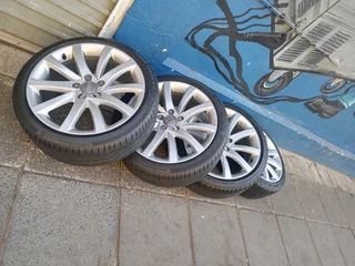 A Set of 18inche Audi Rims and Tyres