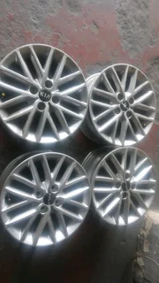 A Set of Rims 15inche Kia Rio 4x100 Pcd Original mags