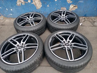 A Set of Rims And Tyres 19inche AMG Mercedes Benz