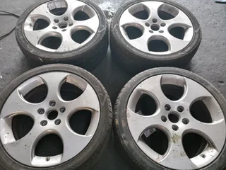 A Set of Rims 18inche Golf GTI Original mag 5X112 PCD