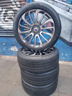 A Set of 22 inche Rims and Tyres Range Rover Sport 5X120 Pcd