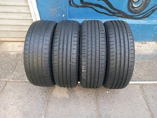 A Set of Rims And TYRES Toyota Starlet and Toyota Yaris 4x100 Pcd