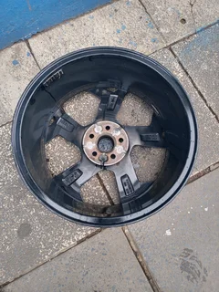 One Single Rim 17inche Vww Polo R-Line and Polo TSI 5x100 Pcd