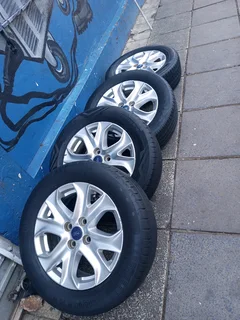 A Set Of 16inche Rims And Tyres Ford Ecosport